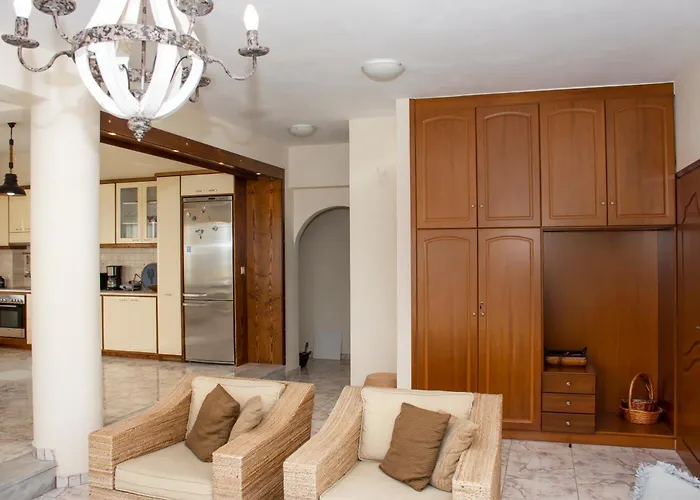 Christina Apartment